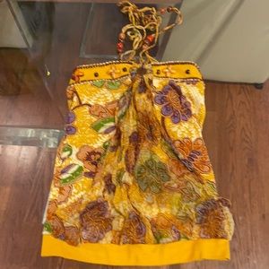 Mariana yellow halter floral shirt w shells Sp